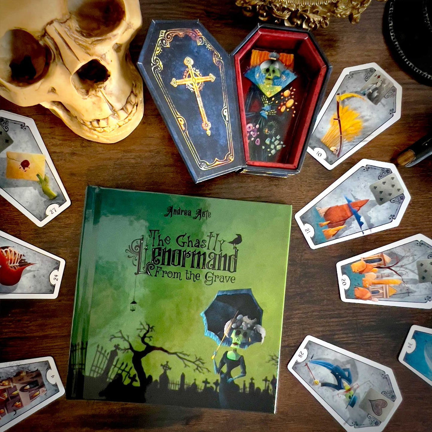 The Ghastly Lenormand - Hunted Graveyard Edition